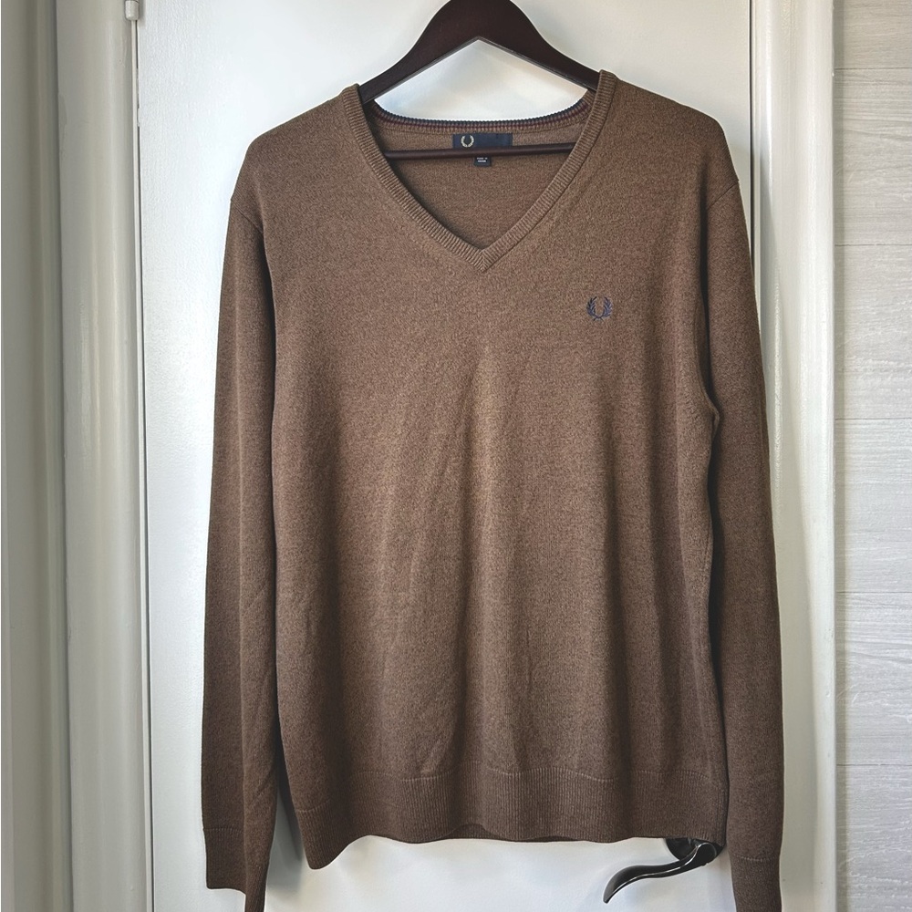 Fred Perry Men's Merino V-Neck Sweater Brown